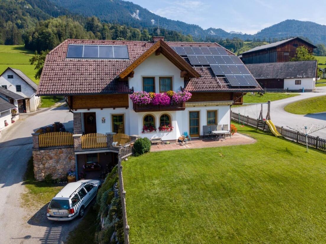 Pernerhof *